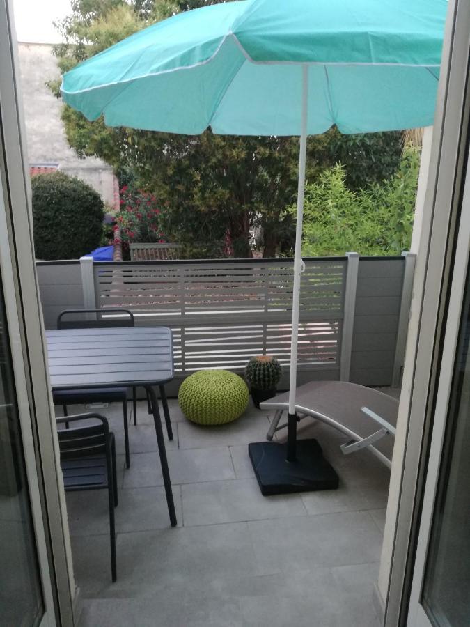 Suite Oisivete Avec Terrasse Vue Sur Patio Et Clim Монпелие Екстериор снимка