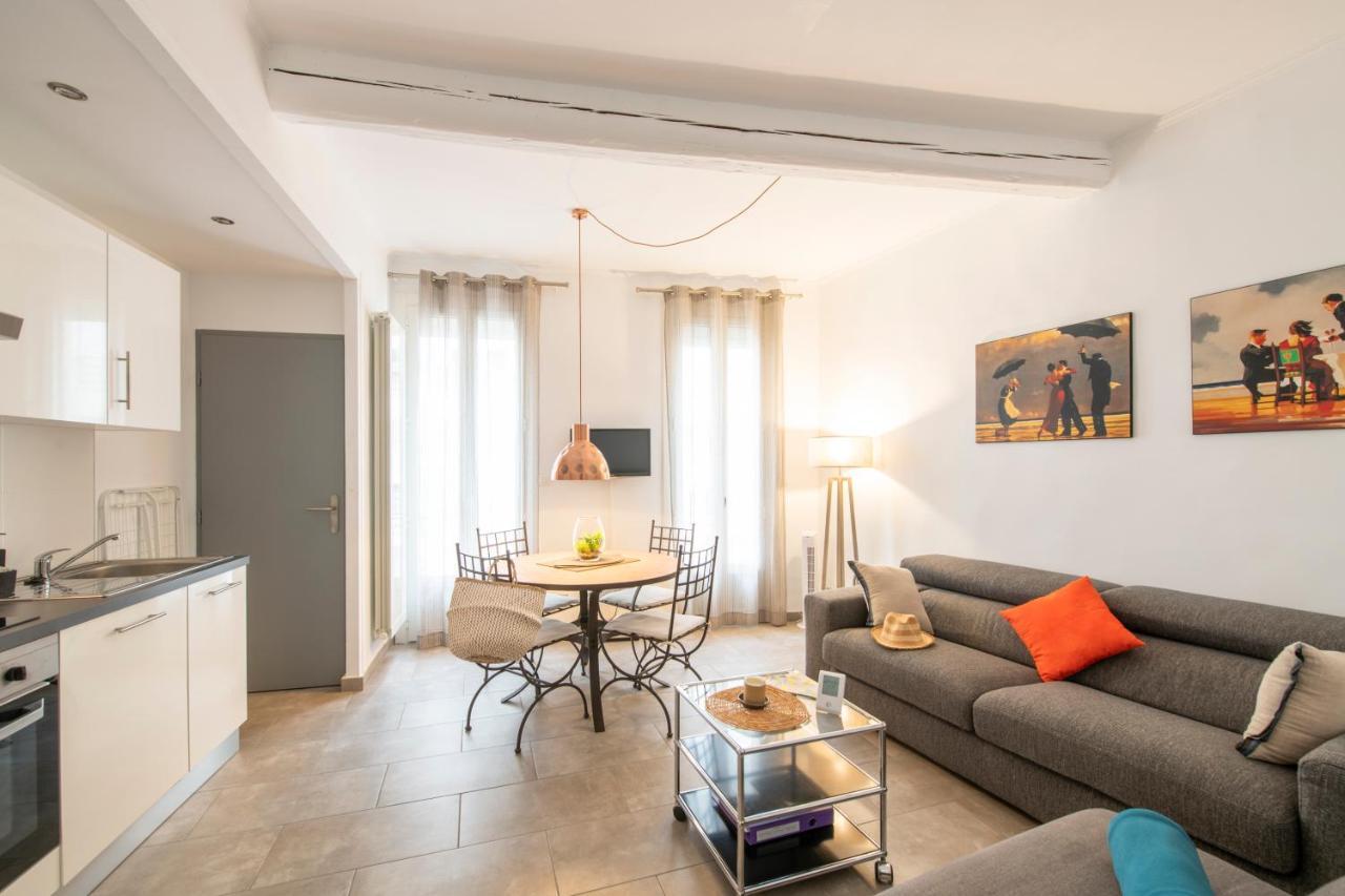 Suite Oisivete Avec Terrasse Vue Sur Patio Et Clim Монпелие Екстериор снимка
